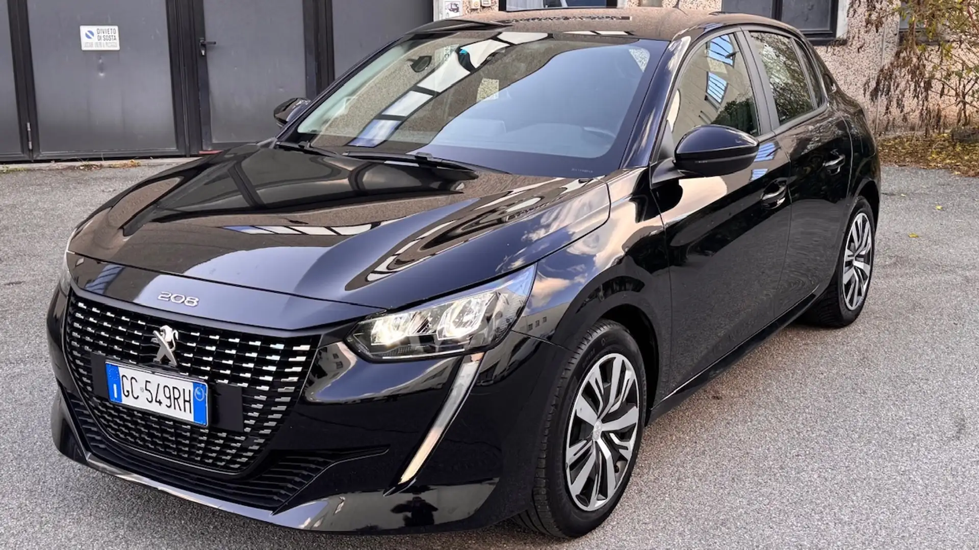 Peugeot 208 208 II 2020 1.2 puretech Active s Noir - 1