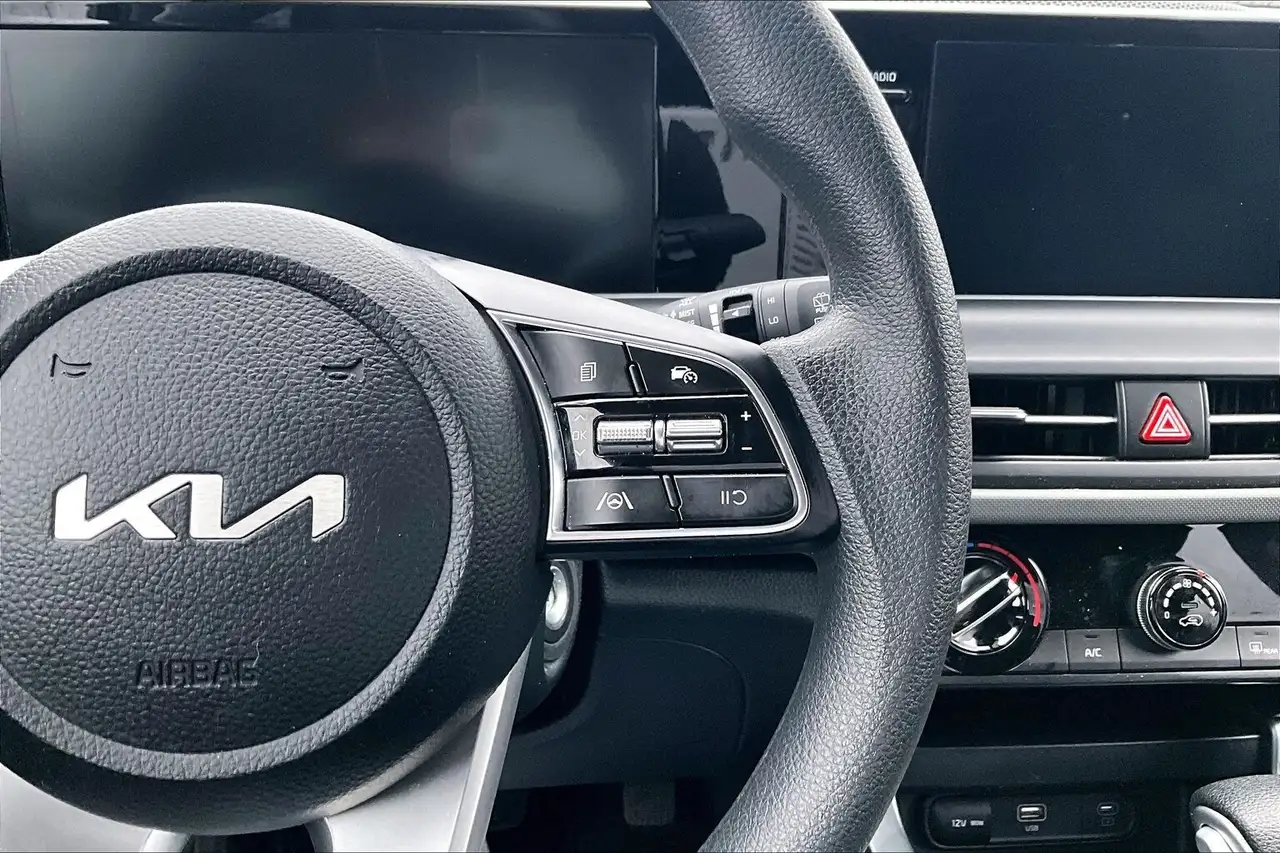 Kia Seltos снимка Kia Seltos
