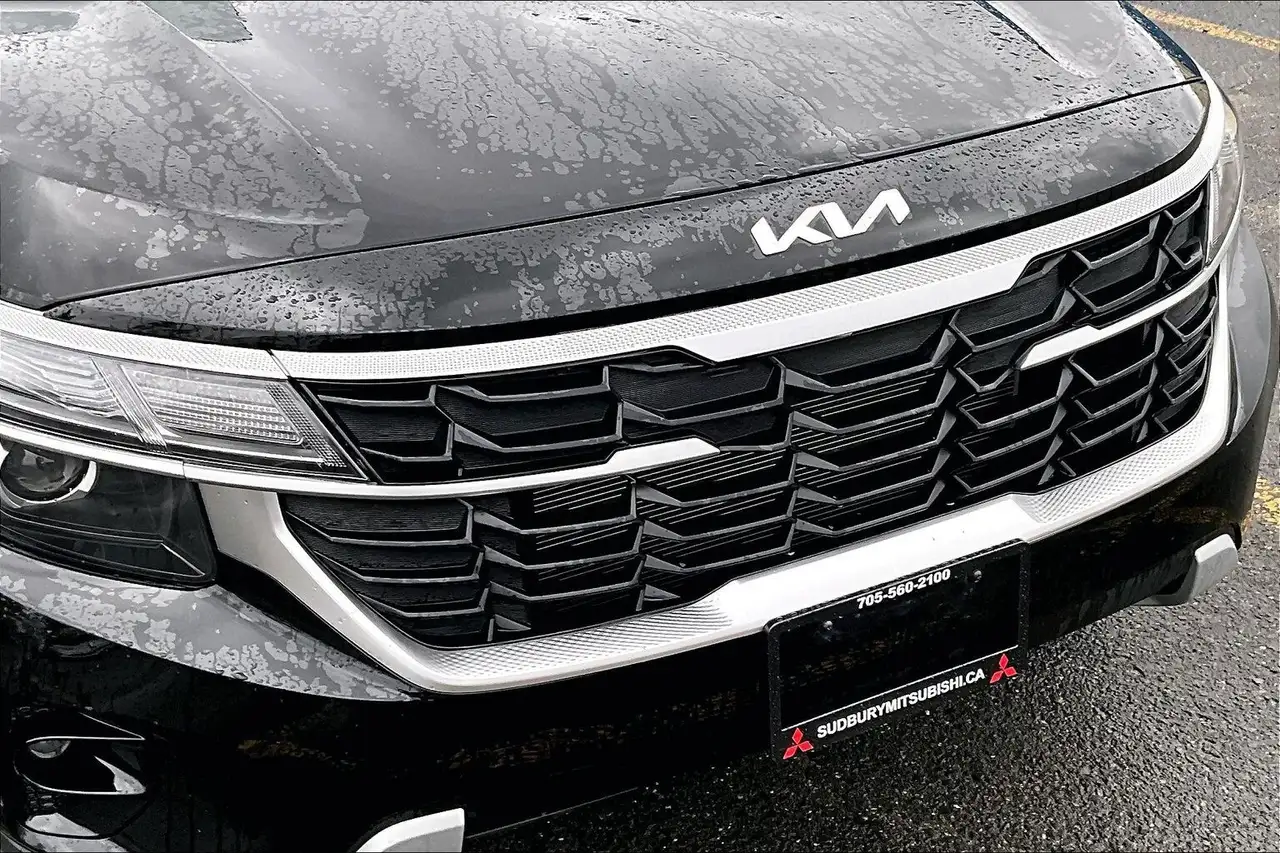 Kia Seltos снимка Kia Seltos