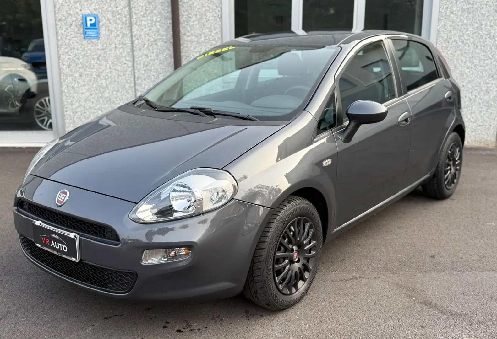 Fiat Punto NEOPATENTATI 5p 1.3 mjt 16v Street 75cv E5+ Gris - 1