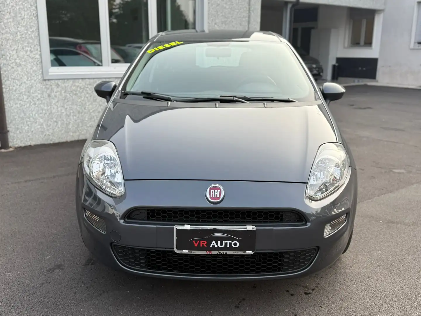 Fiat Punto NEOPATENTATI 5p 1.3 mjt 16v Street 75cv E5+ Gris - 2