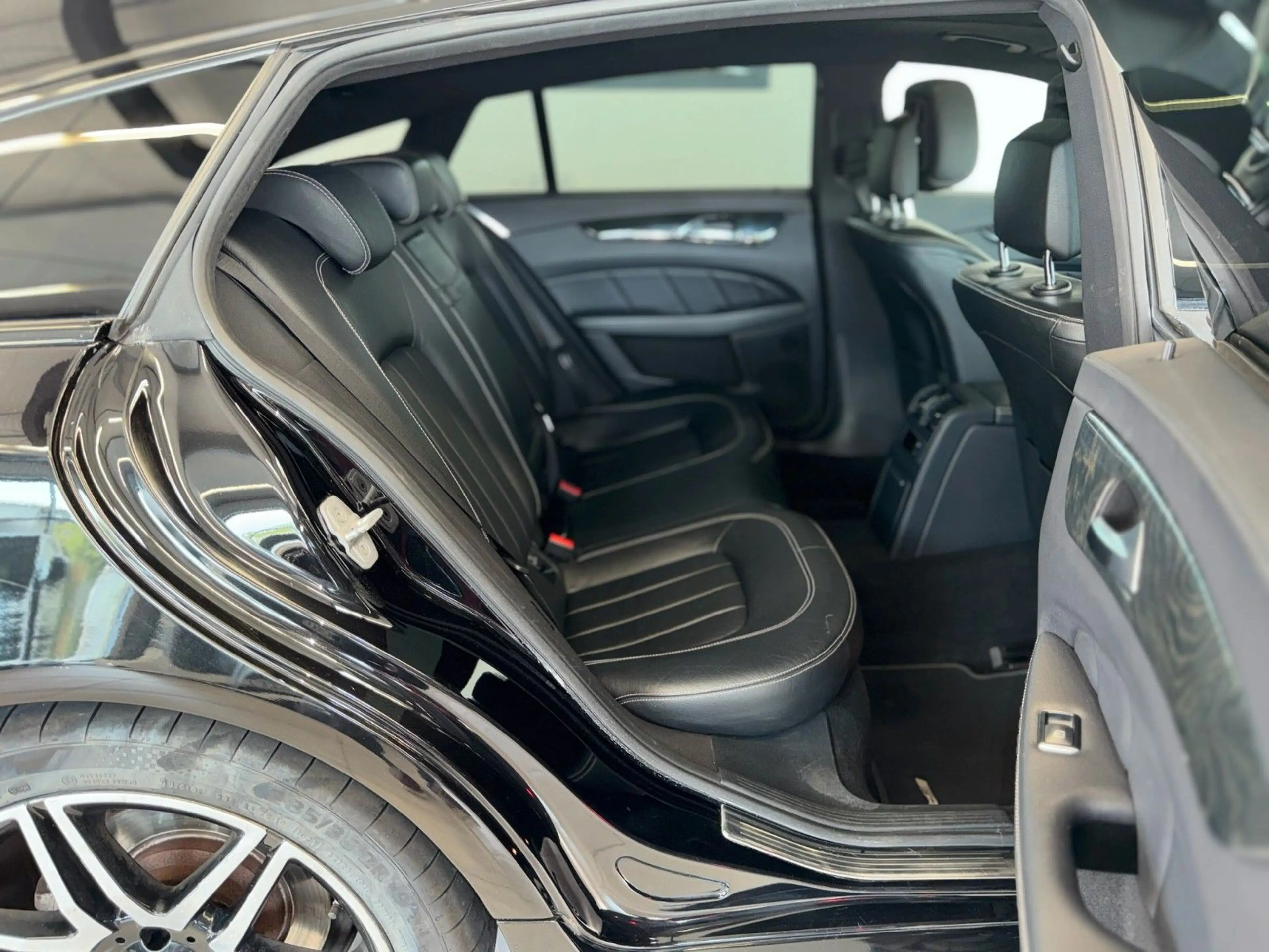 Mercedes-Benz CLS Shooting Brake CLS 250d 4Matic*AMGLine*RFK*Night — photo 11
