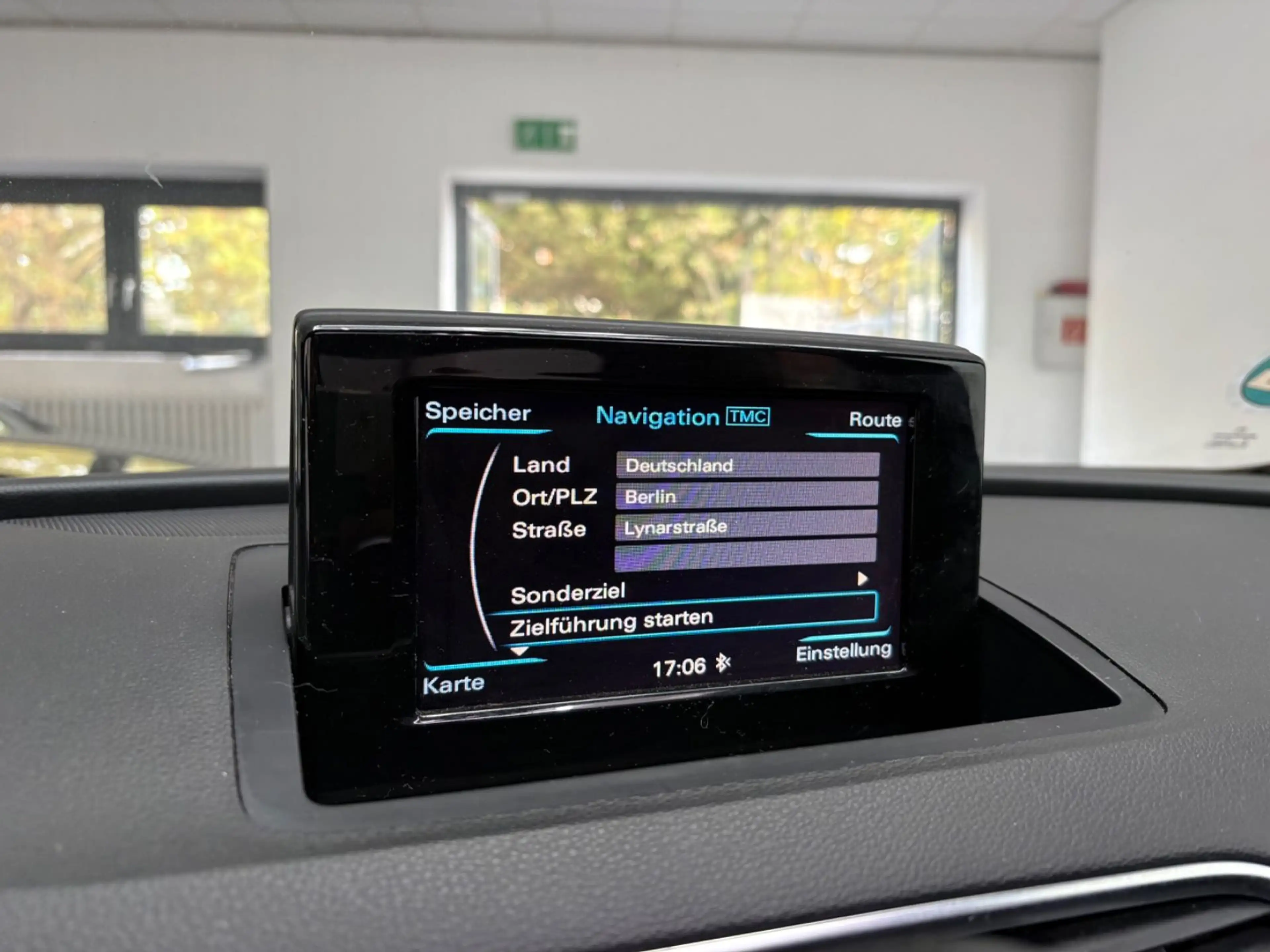 Audi Q3 2.0 TDI QUATTRO S-LINE PANO BOSE AUTO — photo 13