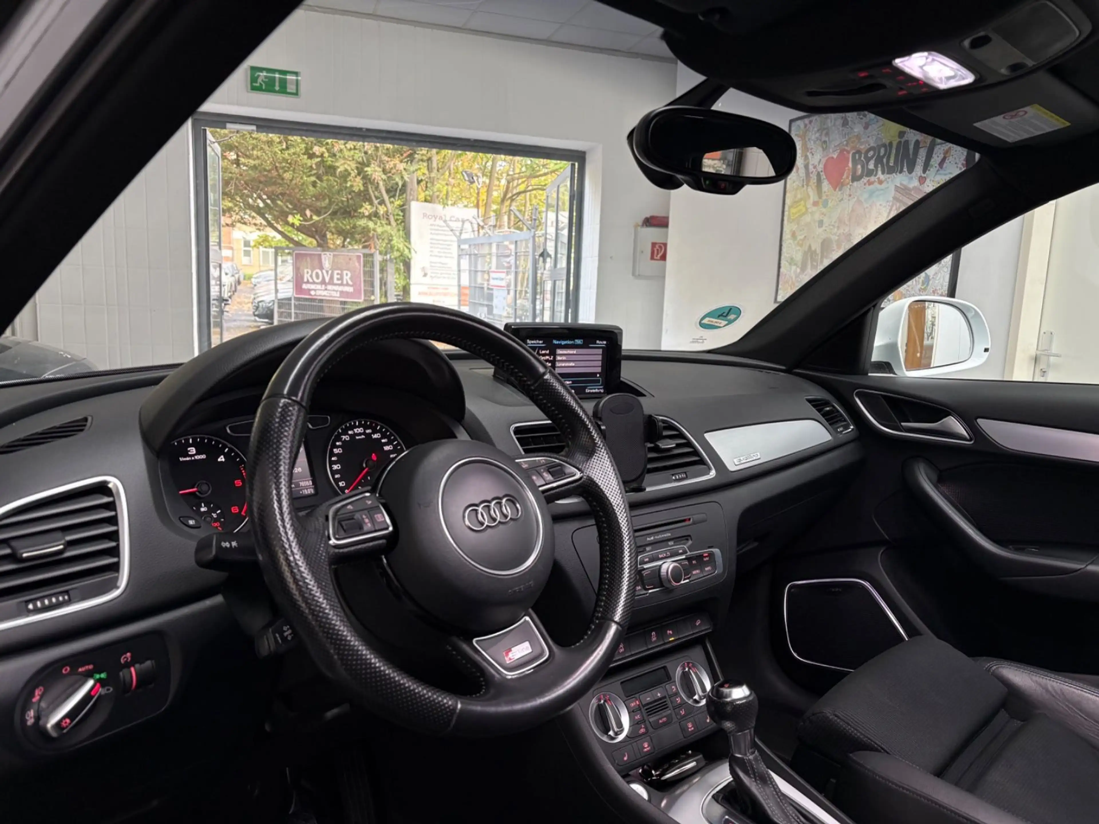 Audi Q3 2.0 TDI QUATTRO S-LINE PANO BOSE AUTO — photo 9