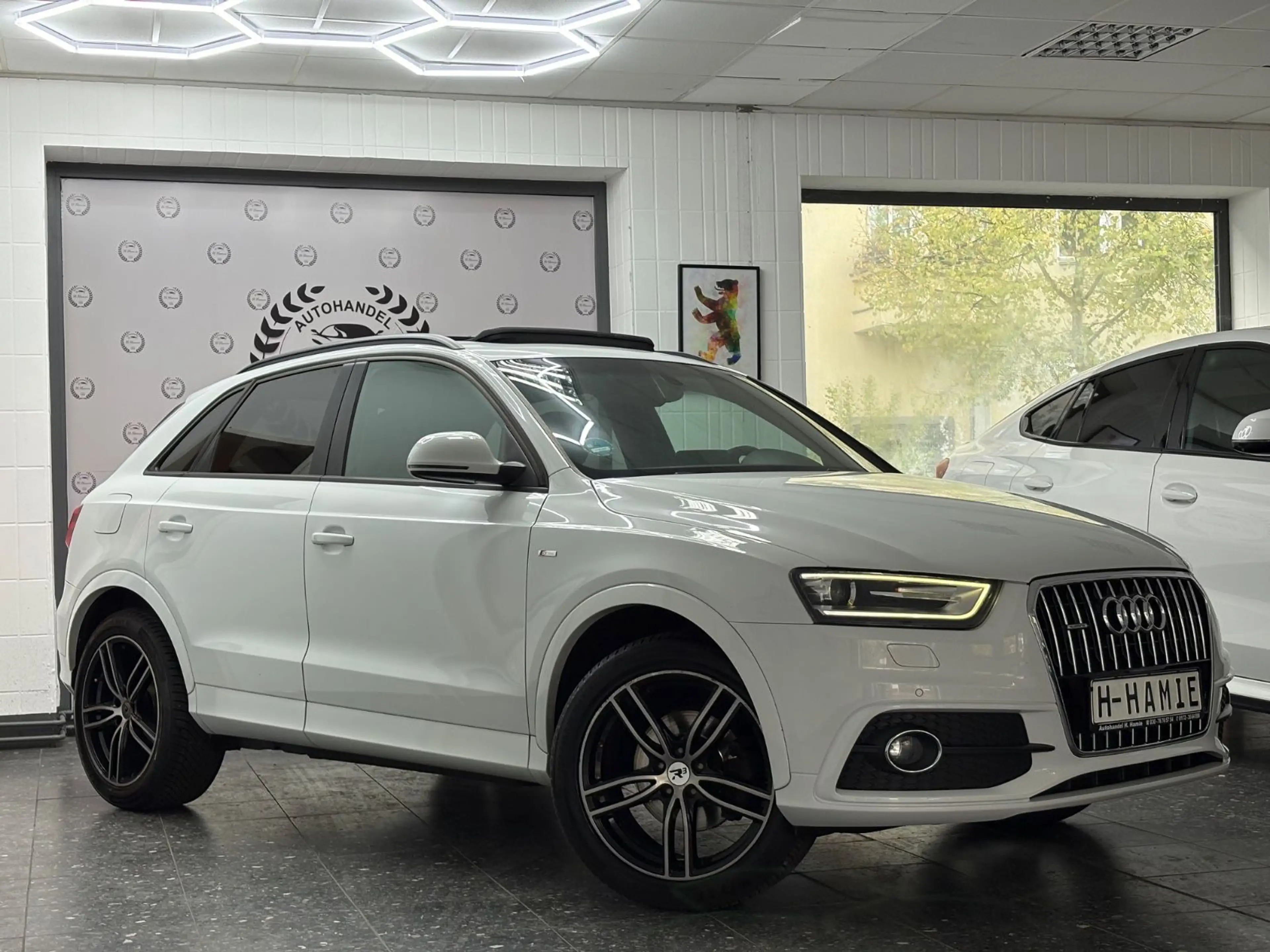 Audi Q3 2.0 TDI QUATTRO S-LINE PANO BOSE AUTO — photo 3