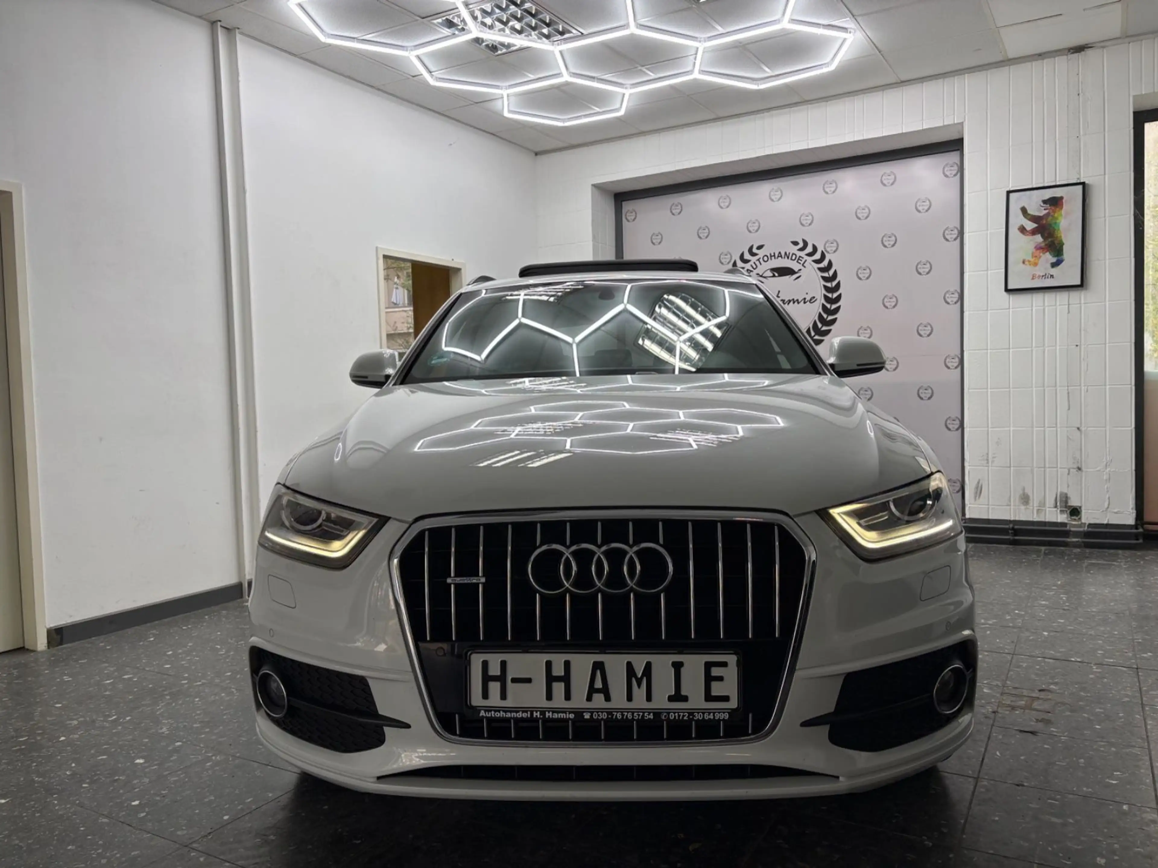 Audi Q3 2.0 TDI QUATTRO S-LINE PANO BOSE AUTO — photo 2
