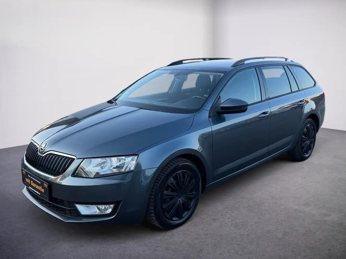 Skoda Octavia 2.0 TDI Ambition Grau - 2