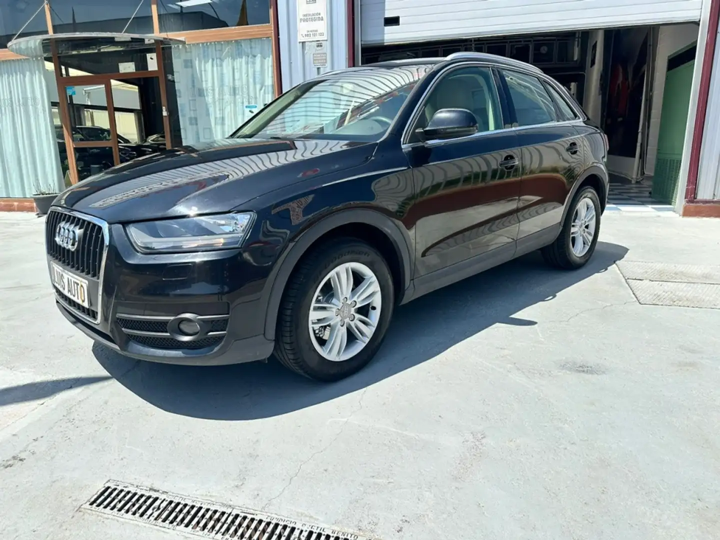 Audi Q3 2.0TDI Ambition Noir - 2