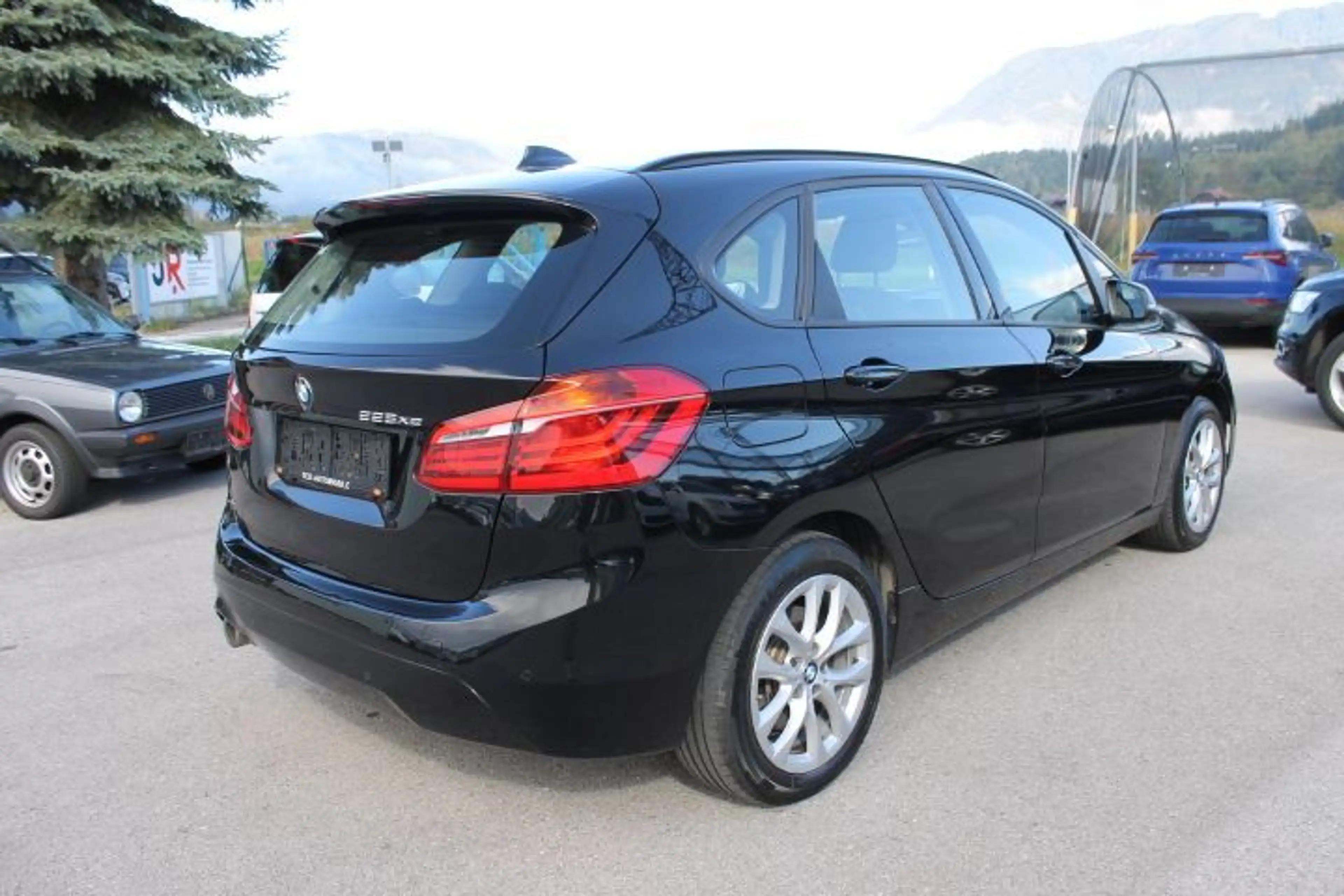 BMW 225 Active T. Allrad Hybrid (F45) PHEV iPerf. — photo 7