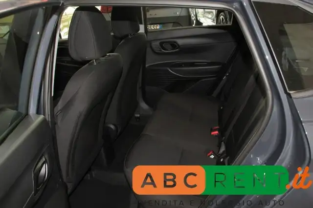 Hyundai I20 view 10