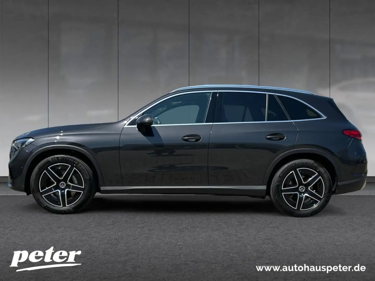 Mercedes-Benz GLC 200 4MATIC AMG, Panoramadach, AHV Grau - 2