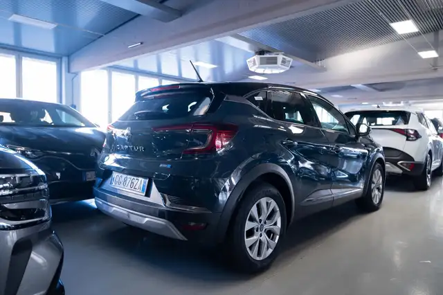 Renault Captur view 2