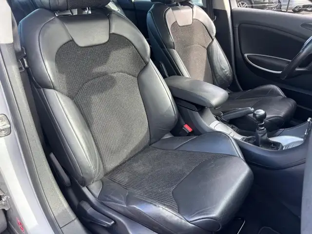 Citroen C5 view 11
