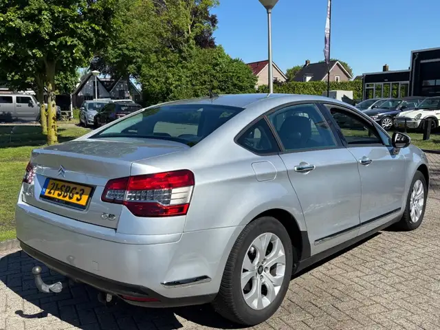 Citroen C5 view 6