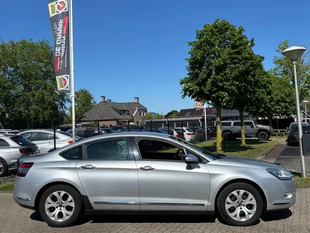 Citroen C5 view 5