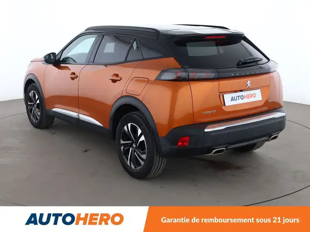 Peugeot 2008 view 4