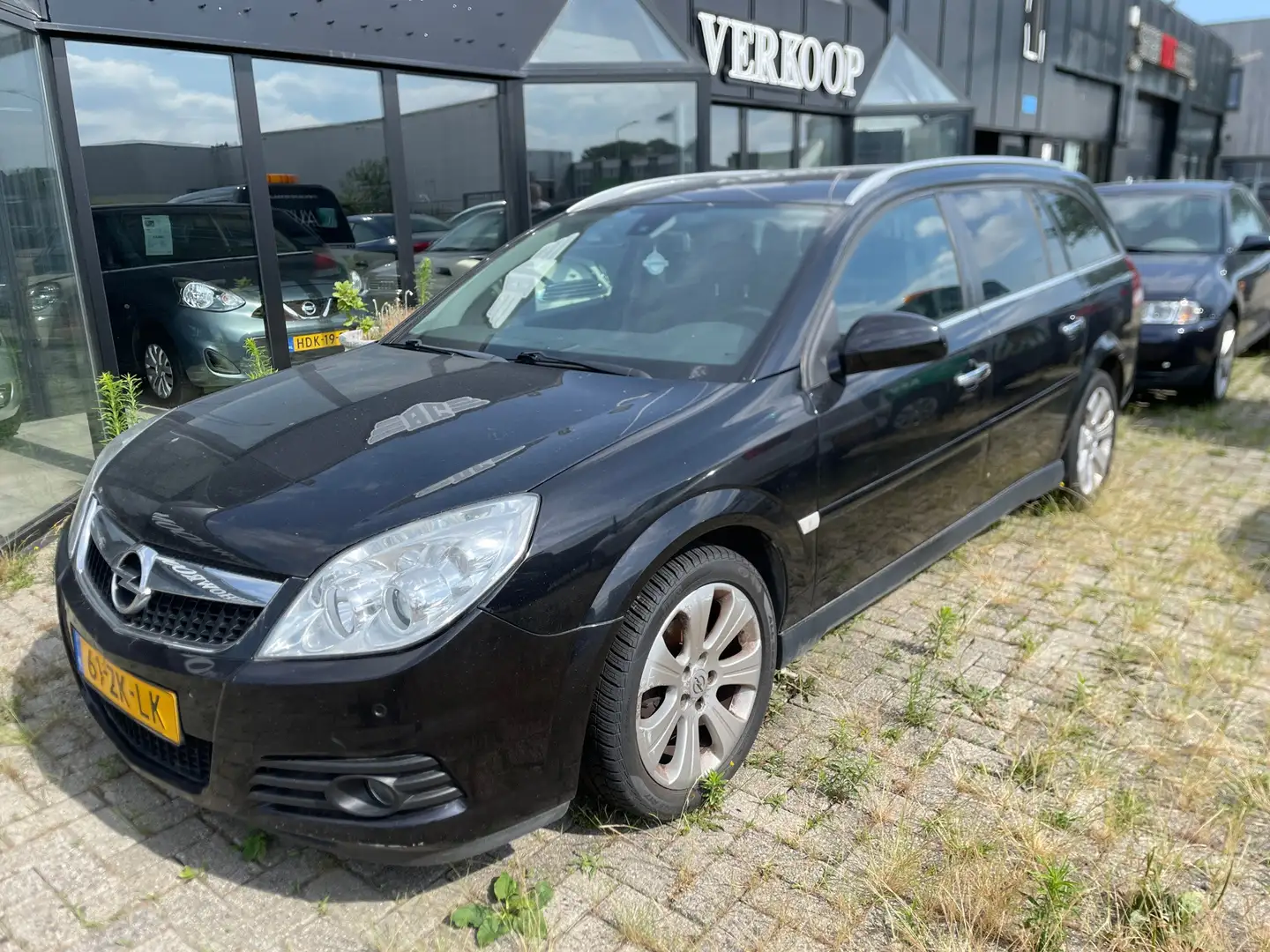 Opel Vectra Wagon 1.8-16V Executive Let op Automaat Schakel ni Zwart - 1