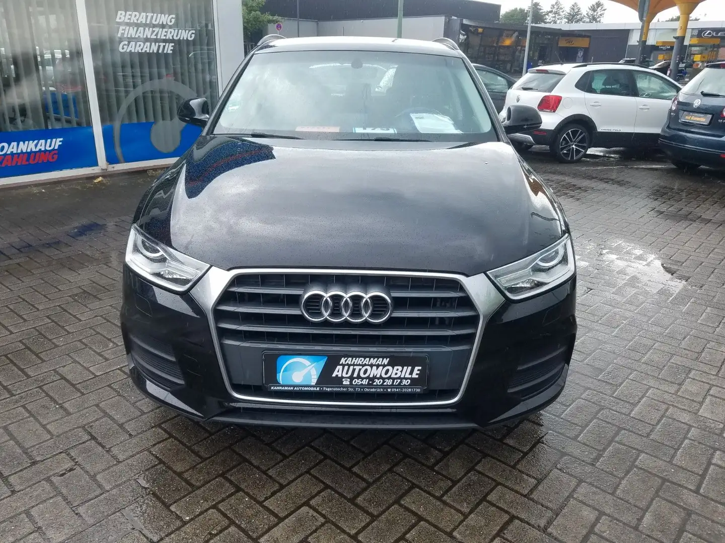 Audi Q3 basis *Standheizung*Sitzheizung*Start-Stop Schwarz - 2