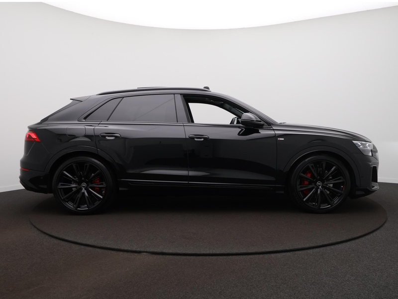 Audi Q8 60 TFSI e quattro Pro Line S Competition | S Line — photo 4