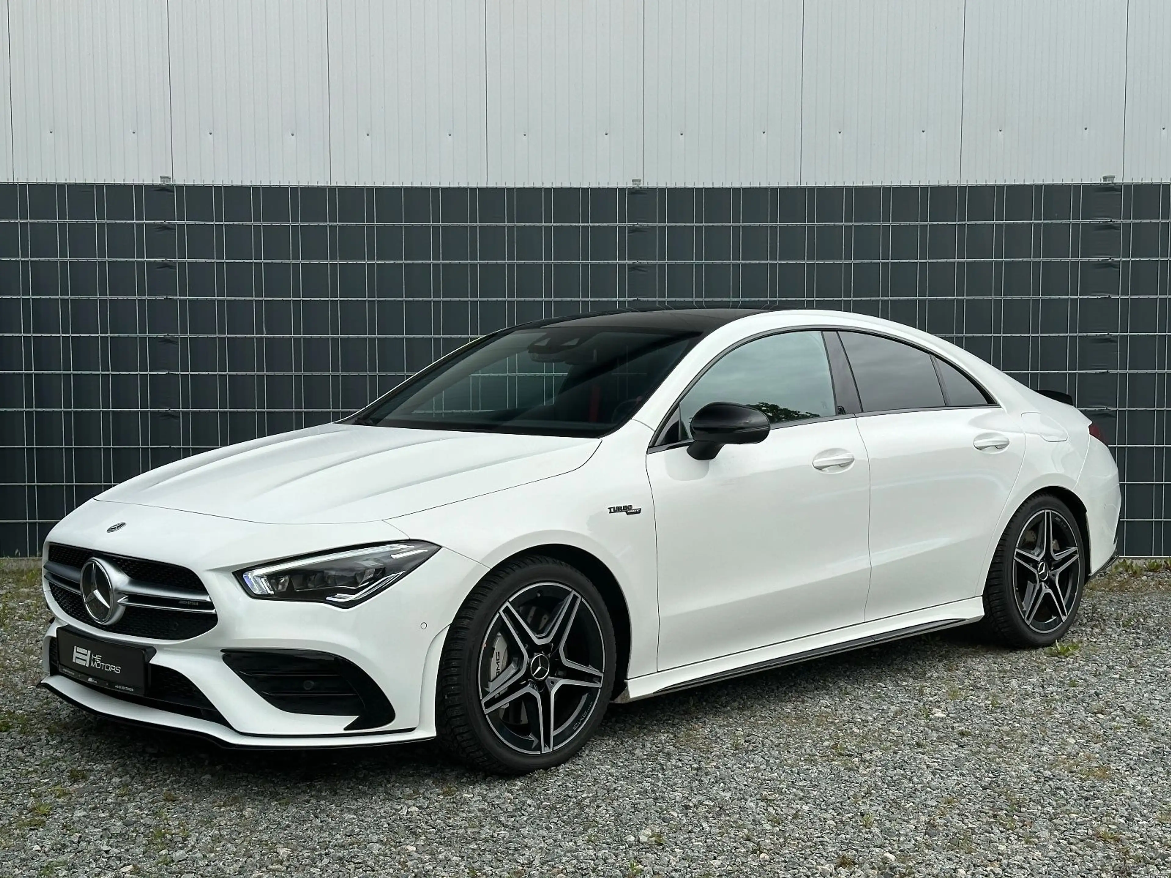 Mercedes-Benz CLA 35 AMG 4Matic Pano 360° Multibeam Night