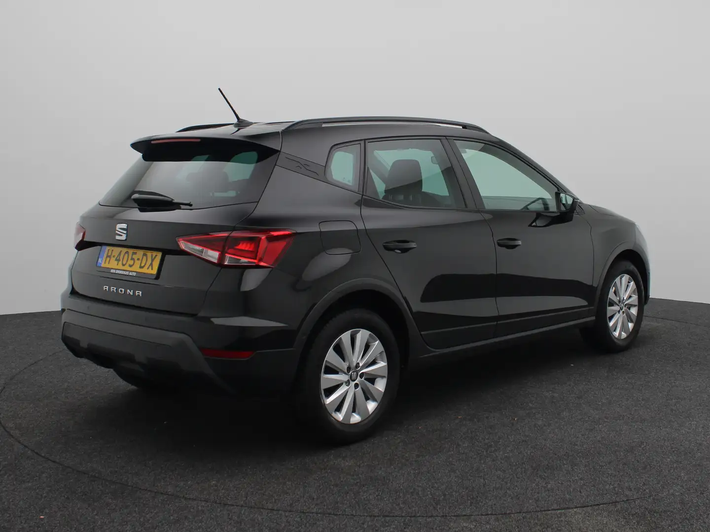 SEAT Arona 1.0 TSI Style Business Intense | Achteruitrijcamer Zwart - 2