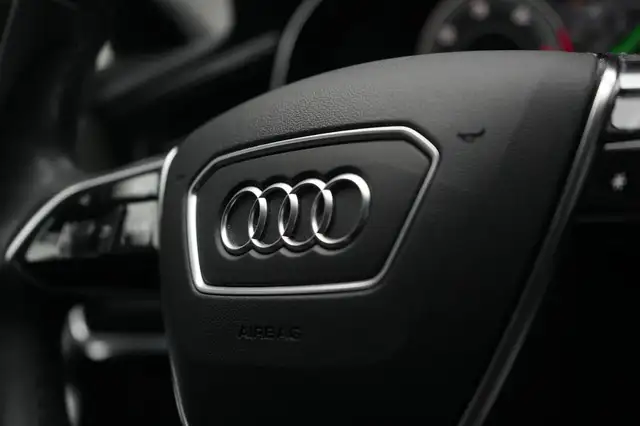 Audi A6 view 20
