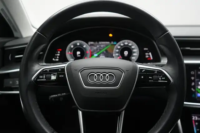 Audi A6 view 17