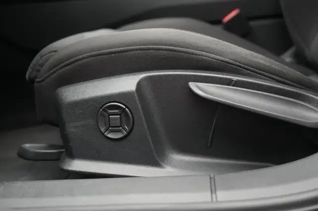 Audi A6 view 22