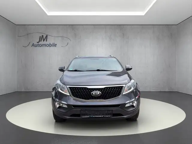 Kia Sportage view 2
