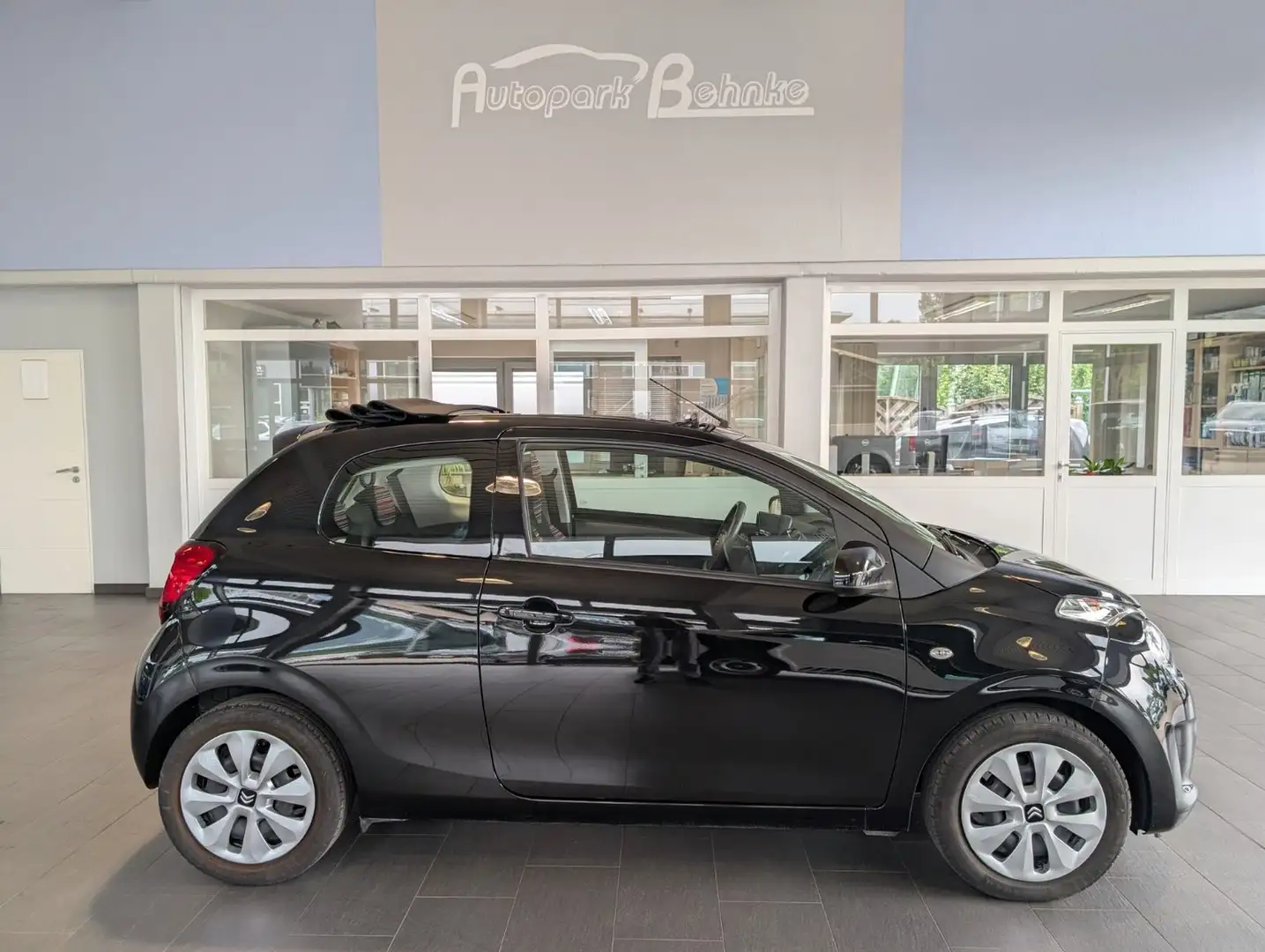 Citroen C1 Airscape Feel   1.0 VTi Klima*Faltdach*BT Schwarz - 1