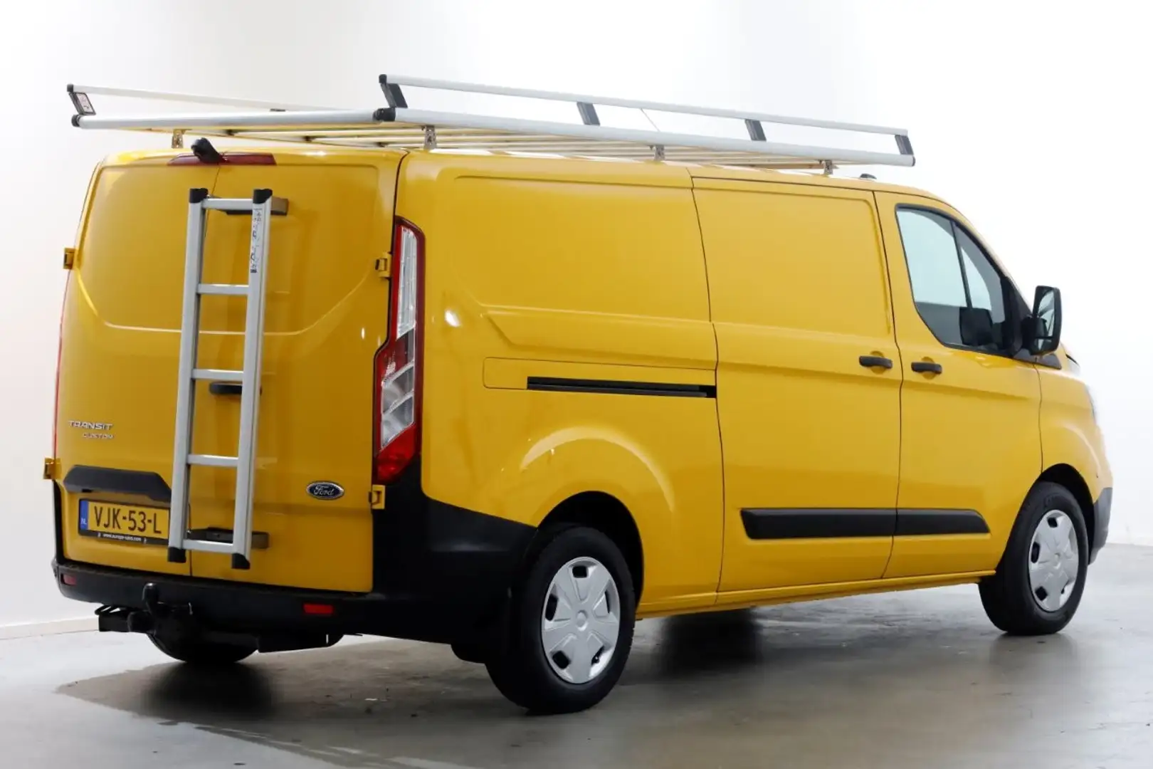 Ford Transit Custom 320 2.0 TDCI L2H1 Trend Airco Trekhaak 2800kg 03-2 Geel - 2