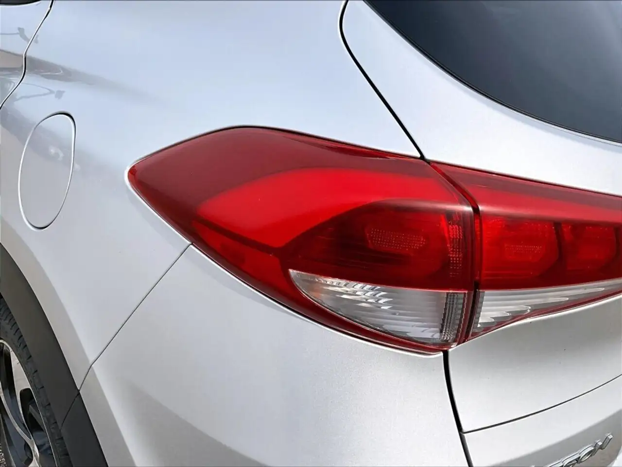 Hyundai TUCSON снимка Hyundai TUCSON
