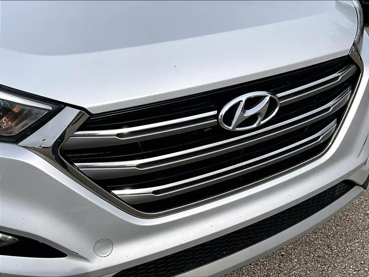Hyundai TUCSON снимка Hyundai TUCSON