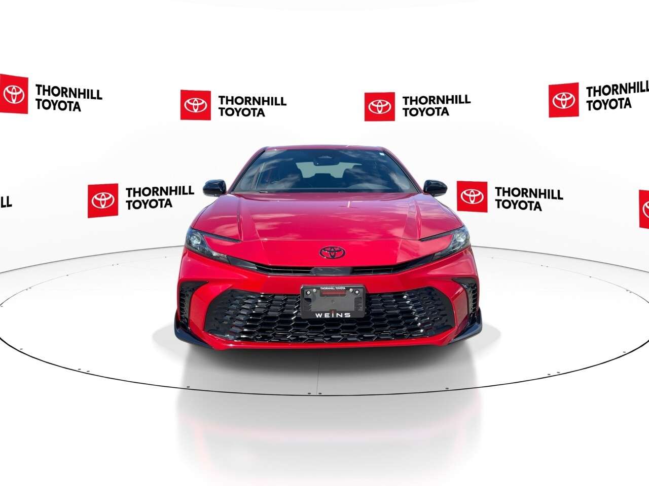 2026 Toyota Camry NIGHTSHADE,FORMER DEMO,WINTER TIRES ON RIMS,TINTED — снимка 1