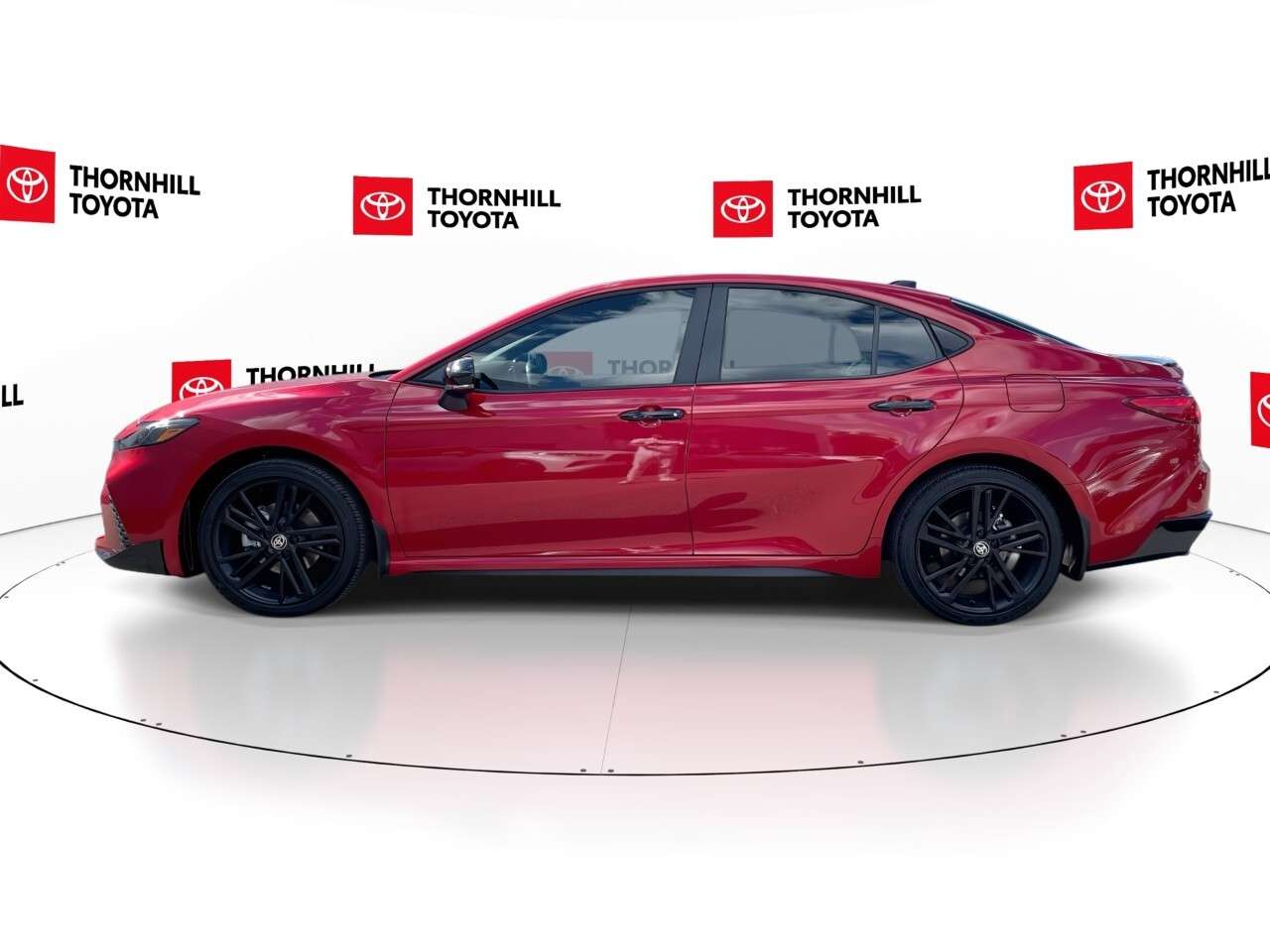 2026 Toyota Camry NIGHTSHADE,FORMER DEMO,WINTER TIRES ON RIMS,TINTED — снимка 1