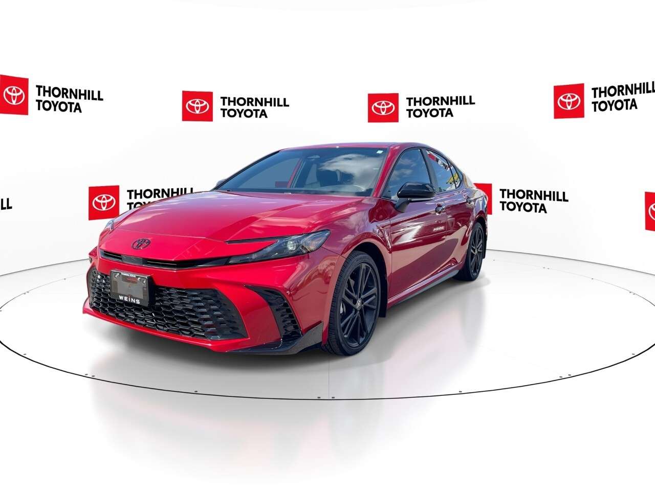 2026 Toyota Camry NIGHTSHADE,FORMER DEMO,WINTER TIRES ON RIMS,TINTED — снимка 1