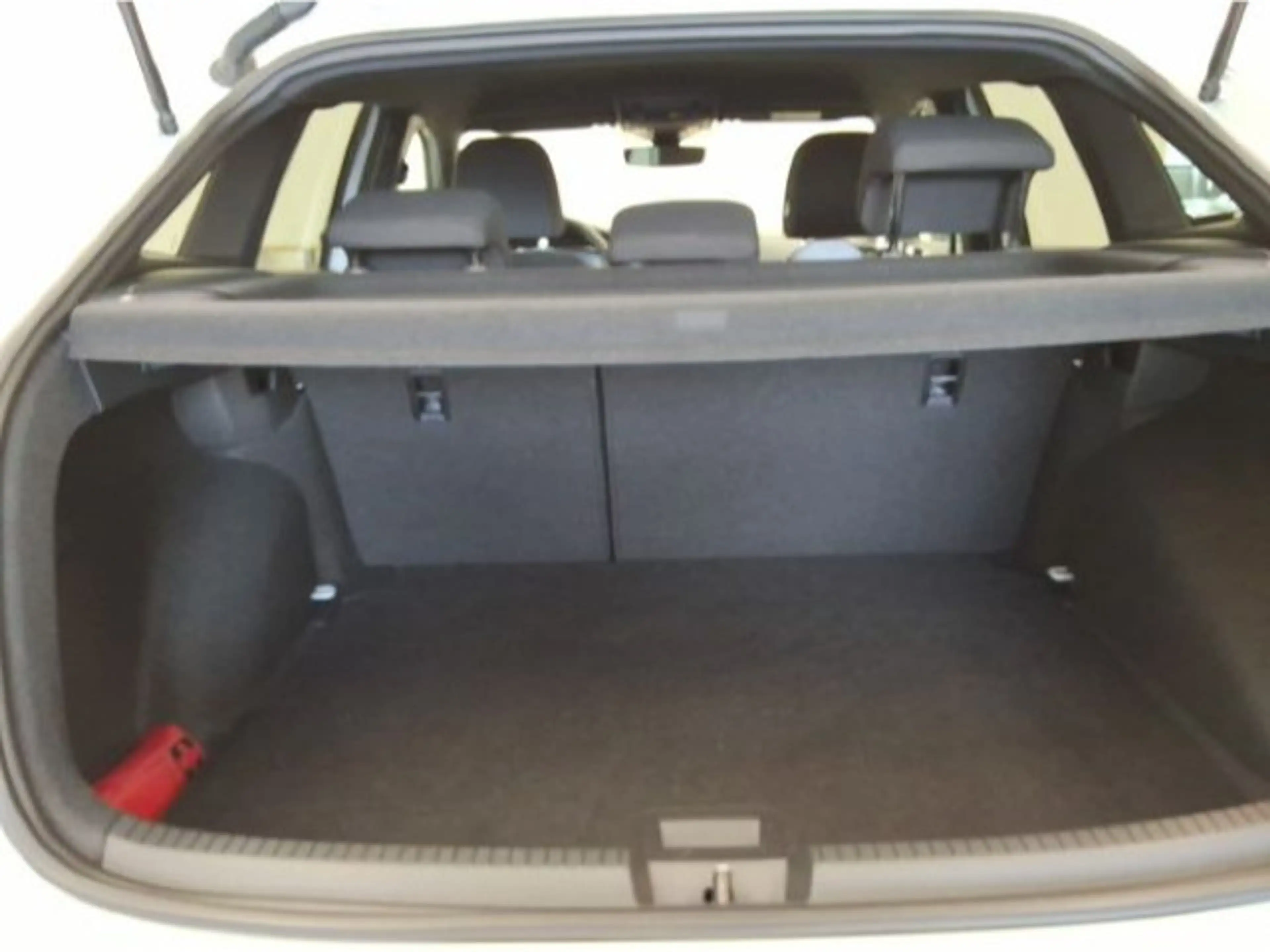 Volkswagen Taigo R-LINE 1.0 TSI DSG AHK IQ-LED NAVPRO KAM — photo 9