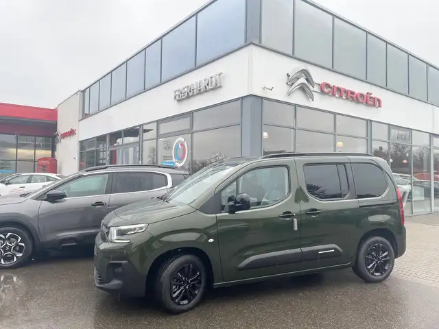 Citroen Berlingo BlueHDI 130 EAT8 Plus MPV Automatik
