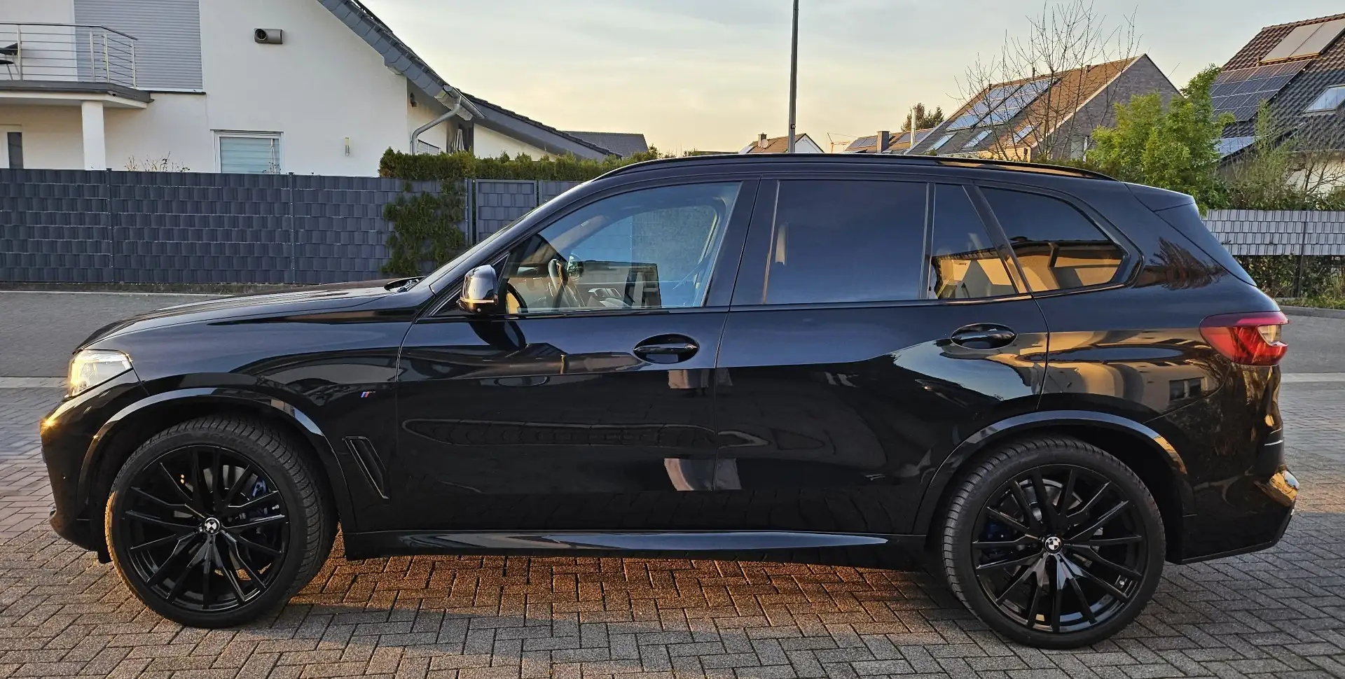 BMW X5 M M50d Gestik, Sitzbelüftung, Head-up, Massagesitze Nero - 2