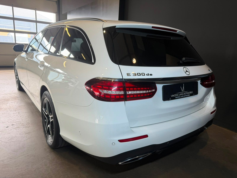 Mercedes-Benz E 300 de 4Matic AMG/AHK/1.HAND/CAM/BURM/AMBI/WIDE — photo 3
