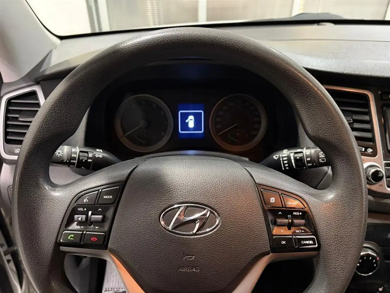 Hyundai TUCSON снимка Hyundai TUCSON