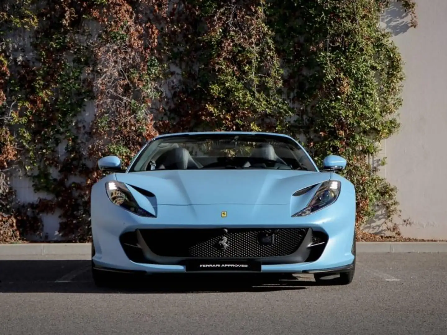 Ferrari 812 GTS Blauw - 2