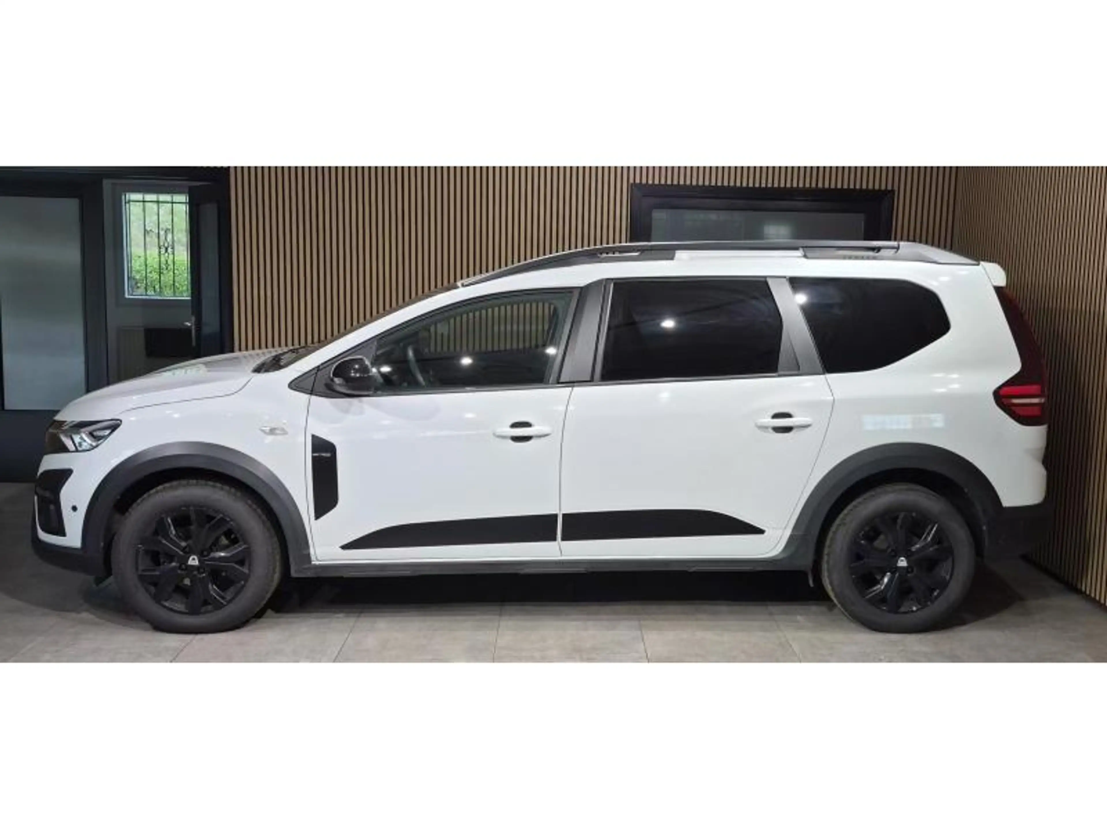 Dacia Jogger Extreme — photo 4