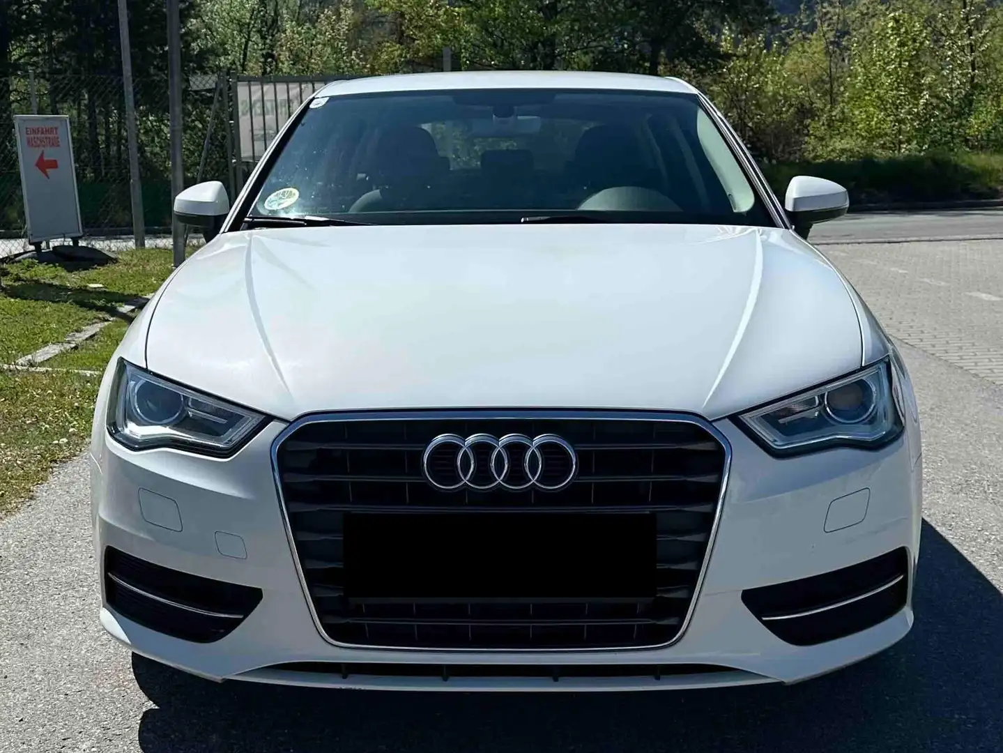 Audi A3 Audi A3 Sportback 1.6 TDI (110 PS) Weiß - 1