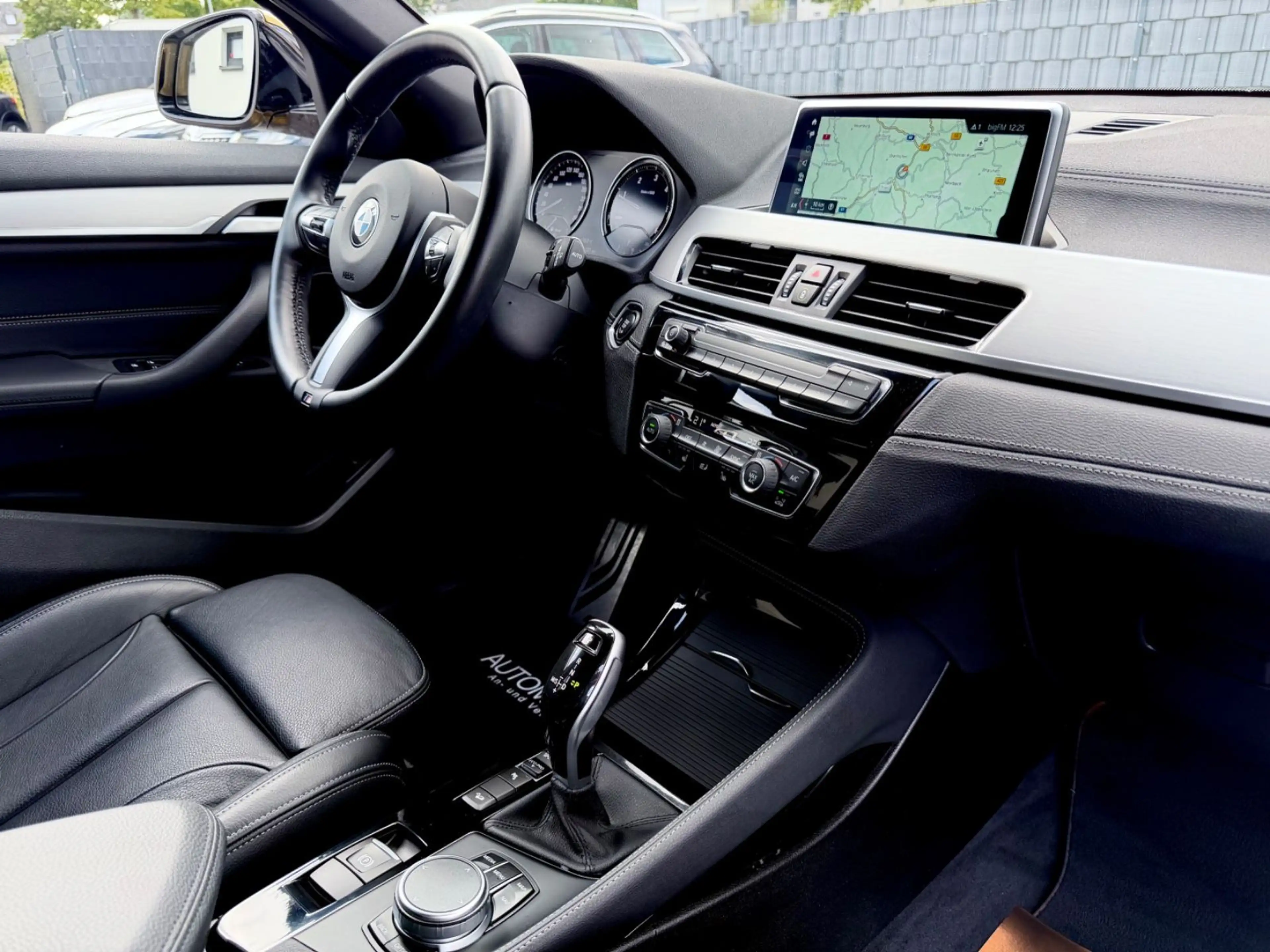 BMW X2 xDrive 20d M Sport Paket X /NAVI/LED/HUD/CAM/ — photo 12