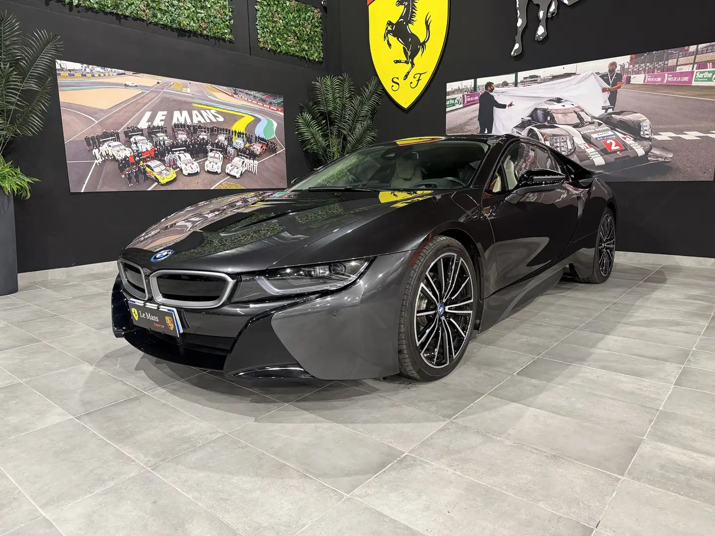BMW i8 Coupe 1.5 auto *I.V.A.22%* Grau - 1