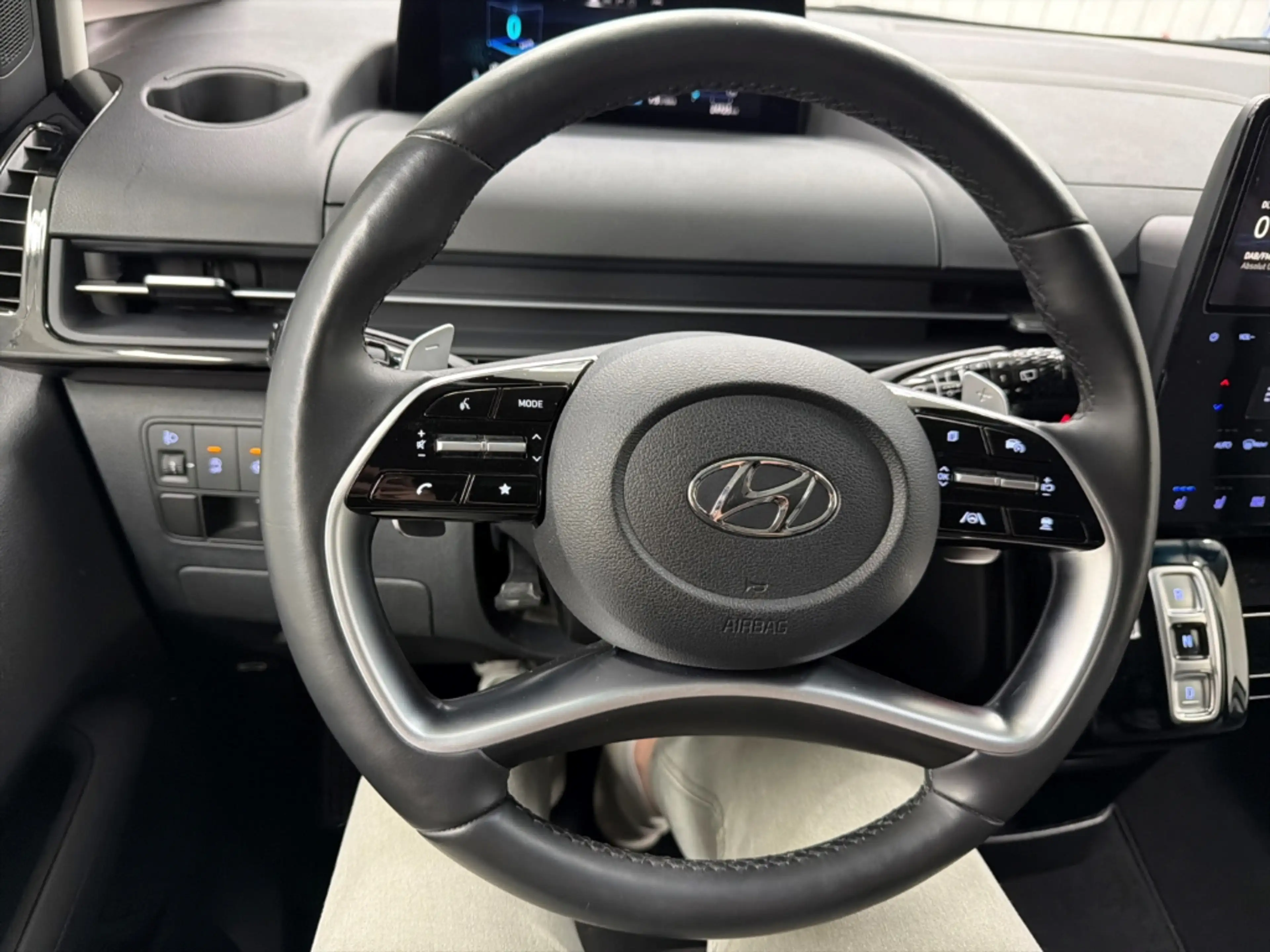 Hyundai STARIA Prime EU6d DPF 9-Sitzer (MJ23) 2.2 CRDi 8 A T 2WD — photo 12