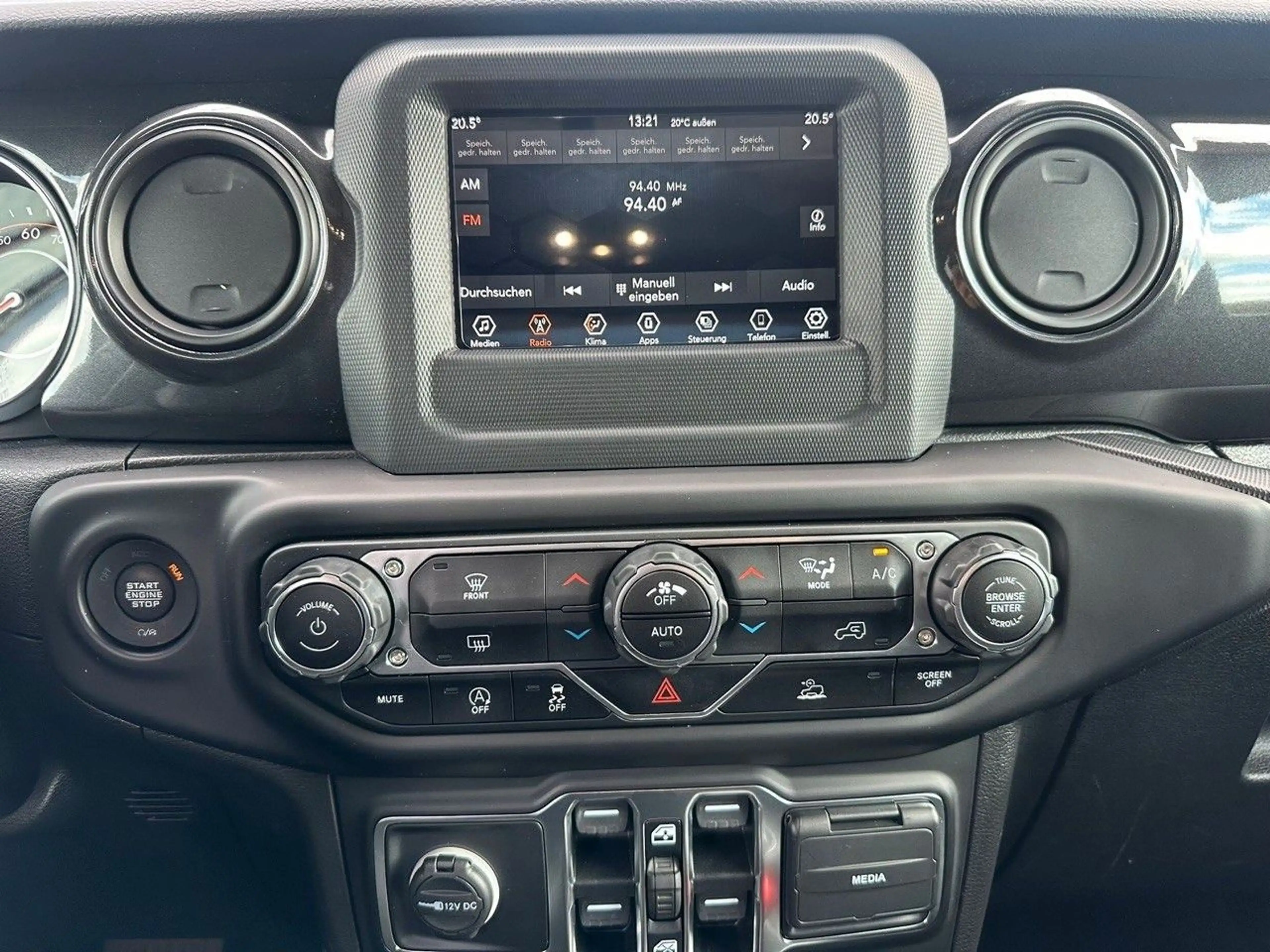 Jeep Wrangler 2.0 Turbo | Sport | Hardtop | CarPlay | Altitude — photo 13