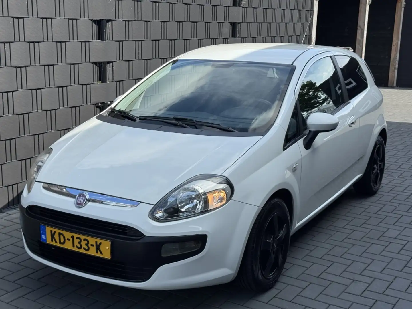 Fiat Punto Evo 2011| WIT| LM| TREKHAAK| 1.2 Pop Wit - 1