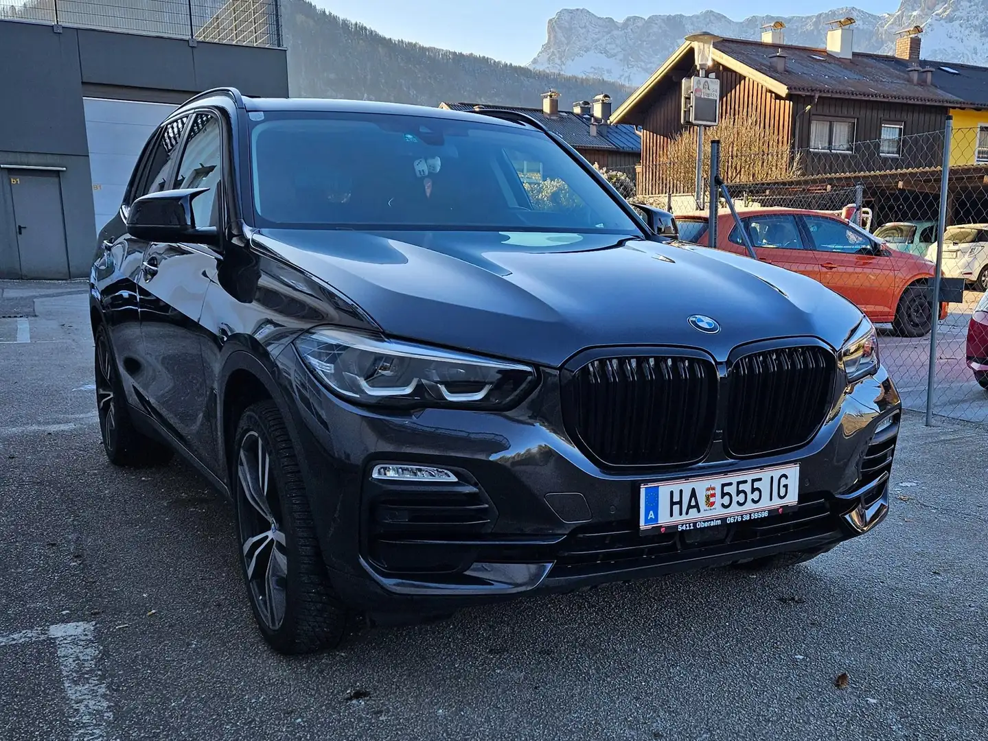 BMW X5 xDrive 25 d Sport Paket Grau - 2